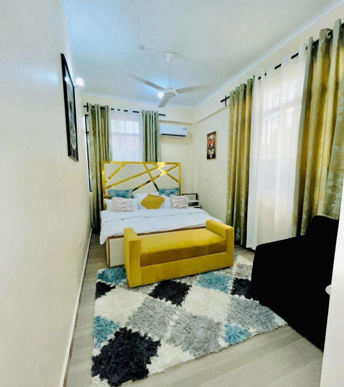 R&K Two Bedroom Apartment Dar es Salaam Extérieur photo
